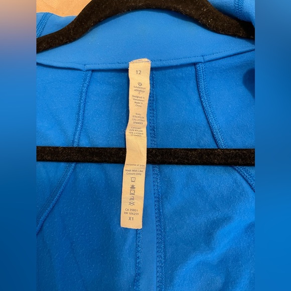 Lululemon Jacket - Picture 5 of 5